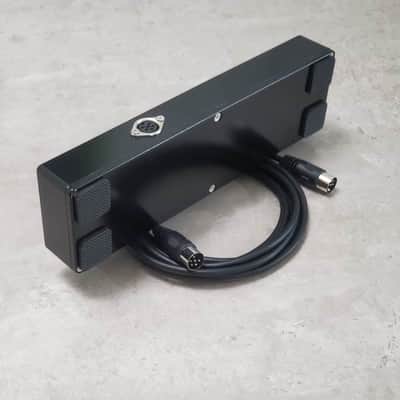 Custom Low-Profile 3-Button 6100 LE LM 6101 Footswitch for Marshall 30th Anniversary MPM3E-like with 10-Ft Cable image 4