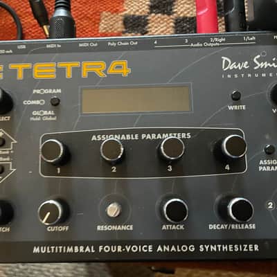 Dave Smith Instruments Tetra Desktop 4-Voice Polyphonic Synthesizer 2009 - 2016 - Black