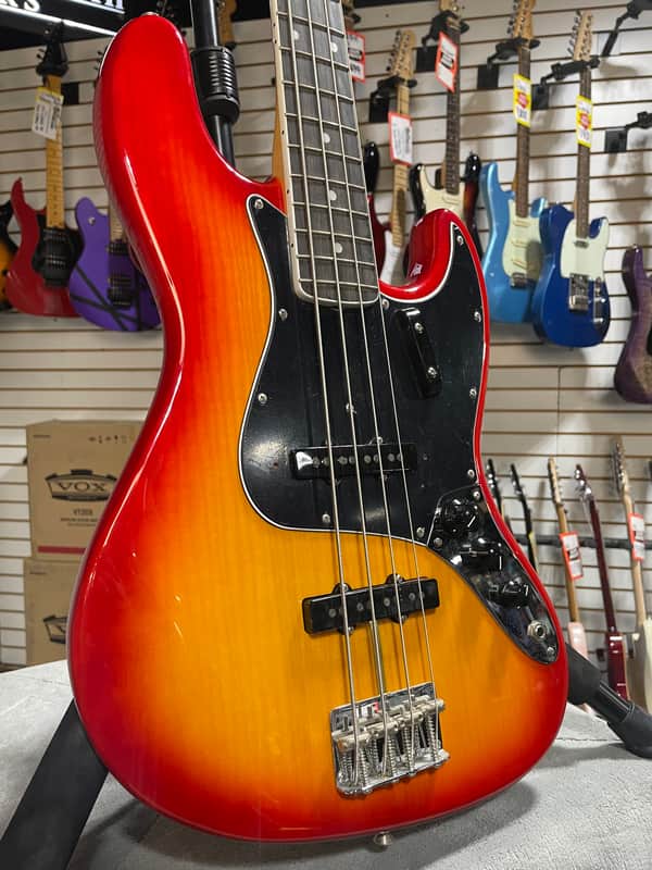 Fender Rarities Series Flame Ash Top American Original '60s Jazz