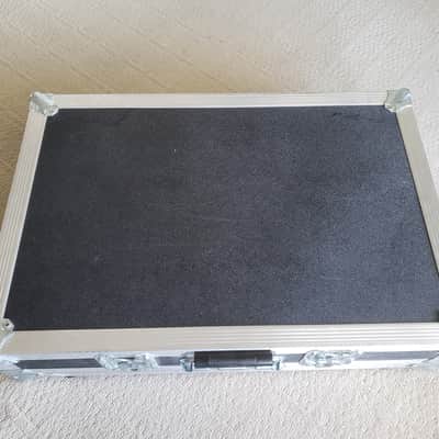 Pedalboard 8ch Bypass Stereo Looper Power Supply Flight Case Pedal Racks image 10
