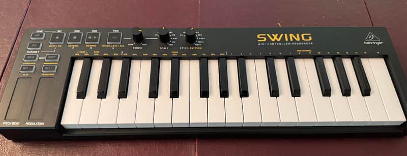 Behringer SWING 32-Key USB MIDI Controller Keyboard / Sequencer 2021 - Present - Black image 1
