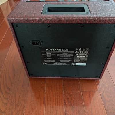 Fender Mustang LT25 25-Watt 1x8" Digital Modeling Guitar Combo 2019 - Present - Black image 5