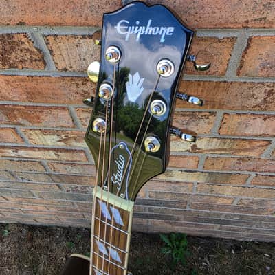 New Epiphone Hummingbird Studio Electric Cutaway Acoustic-electric Guitar Antique Natural Deluxe Hardshell Case Included image 3
