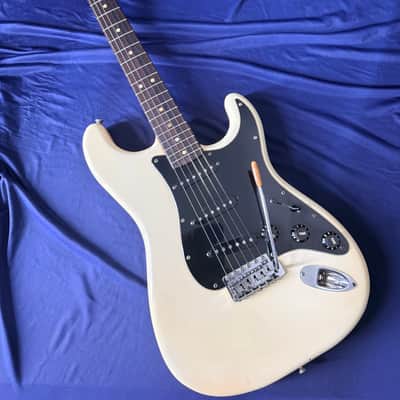 1977 Fender Stratocaster USA Olympic White All Original S7 Serial Vintage Hard Case image 2