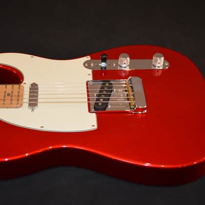 Fender American Professional Telecaster with Roasted Maple Fretboard 2017 - Candy Apple Red image 5