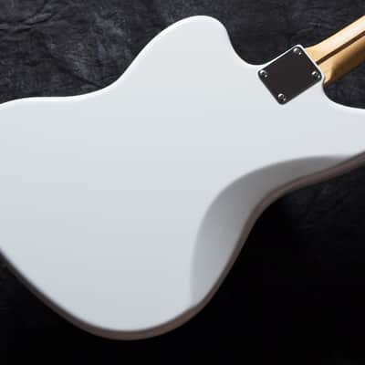 Fender Japan Hybrid II Jazzmaster 2022 - Arctic White - EXCELLENT condition image 12