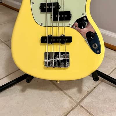 Fender Player Mustang Bass PJ with Gator Molded TSA Case image 2