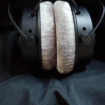 Beyerdynamic DT 770 PRO X Limited Edition 48 Ohm Closed Back Studio Headphones 2024 - Black image 8