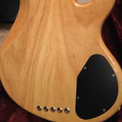 Lakland S 55 L-MN Natural left hand bass image 7