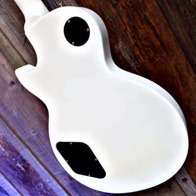 Gibson Les Paul Studio - 2008 - Alpine White w/  Gold Hardware image 17