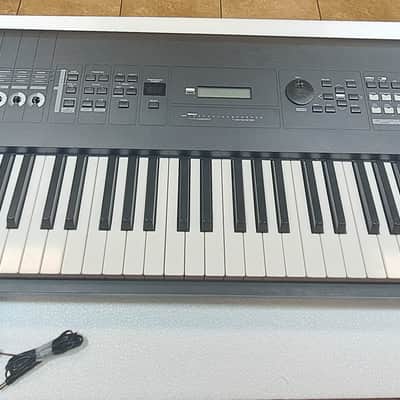 Yamaha MX88 88-Key Weighted Keyboard Synthesizer Music Synthesizer Keyboard