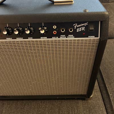 Fender Frontman 25R Series II 2-Channel 25-Watt 1x10" Guitar Practice Amp with Reverb 2002 - 2013 - Black image 3