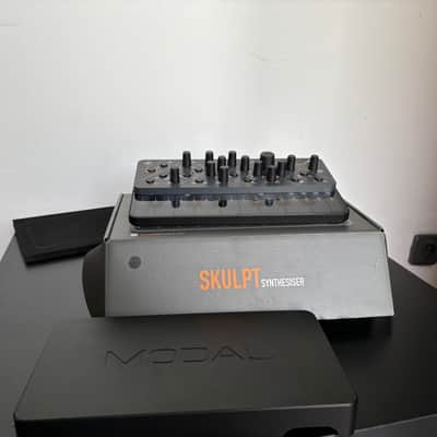 Modal Electronics Skulpt 4-Voice Analog Synthesizer 2018 - 2020 - Black image 1