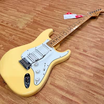 ✨MINT 2018✨ Fender Player Stratocaster HSS~ Buttercream Maple Neck + Gig Bag! image 2