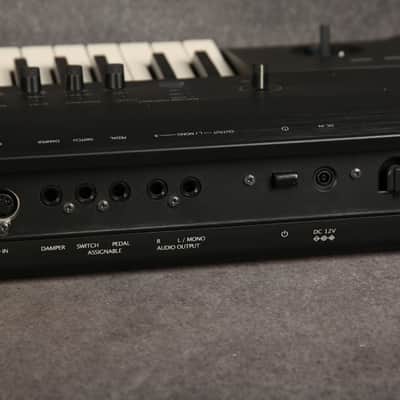 Korg Krome 61 - Gigbag - 2nd Hand image 8