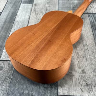 Pono Kalele MC K Mahogany Concert Ukulele *NEW image 4
