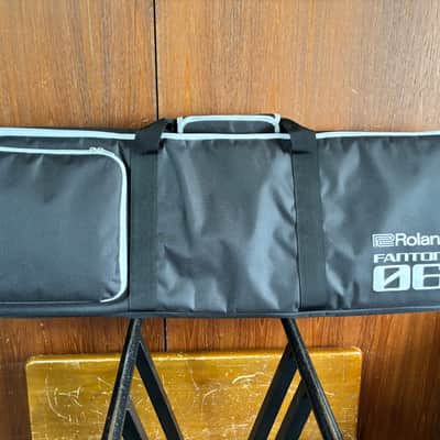 Roland FANTOM-06 Synthesizer Keyboard Limited Edition White w/ gig bag image 12