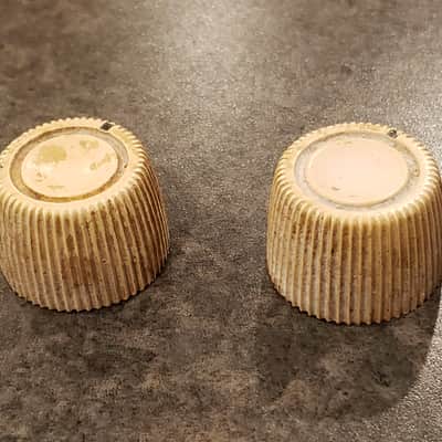 1960 Danelectro Cupcake Knobs 60’s Vintage 50’s DC-1 Shorthorn Volume Tone Silvertone Original image 2