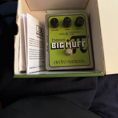 2008 - Present Electro-Harmonix Bass Big Muff Pi Distortion / Sustainer - Green image 7
