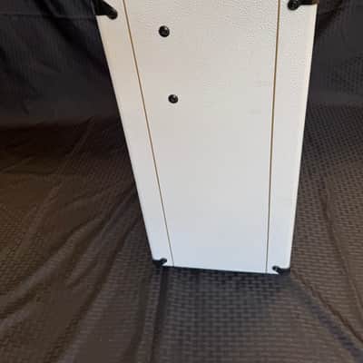 Vox AC 30C2, 30-Watt, 2 x 12" Guitar Combo Amp Limited Edition White Bronco image 8