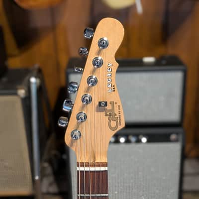 G&L Fullerton Deluxe Legacy HSS - Honey Burst image 5