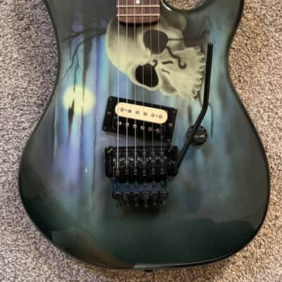Kramer Baretta 1985 Skull Graphic image 2
