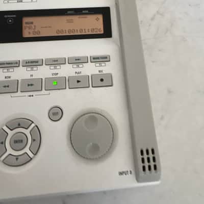 Zoom R16 USB Audio Interface / Digital Multitrack Recorder / Control Surface 2010s - White image 6