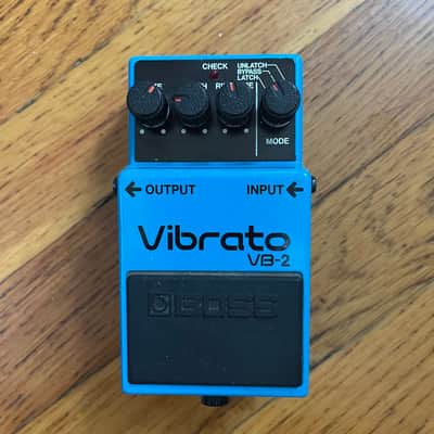 【動作確認済】BOSS VB-2 Vibrato (MIJ, 1982) 1982 Boss VB-2 Vibrato Demo - YouTube