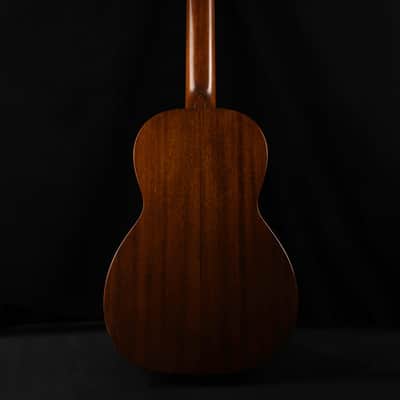 1974 Martin 00-16C image 4