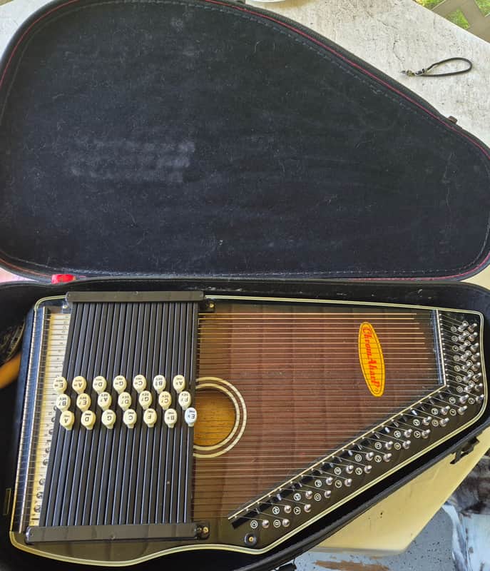 Chromaharp 15 Chord Auto Harp image 1