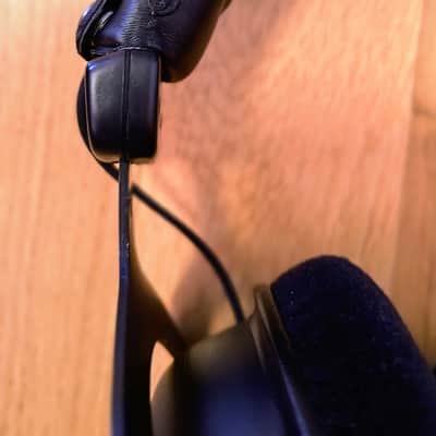 Beyerdynamic DT 880 Pro 250Ω Limited Edition  Excellent Condition image 4