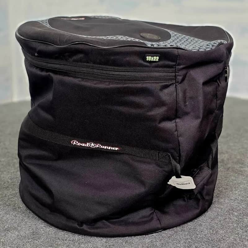 Used Road Runner Drum Bag Case 22x18 - Fair image 1