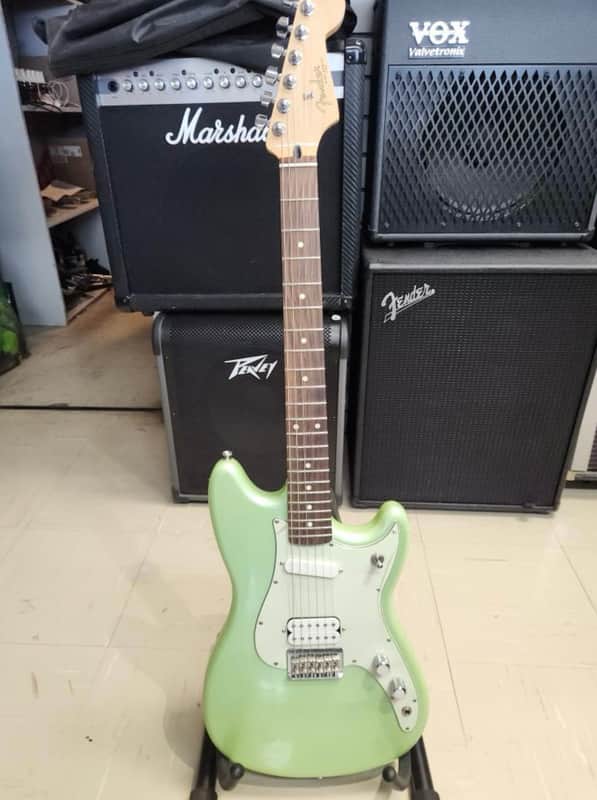 Fender Offset Series Duo-Sonic HS | Reverb Canada