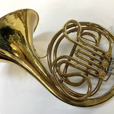 Very Clean Used Conn 14D Single F French Horn in Yellow Brass, Lacquered; with Case, Mouthpiece image 2