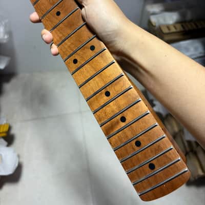 Reverse big head 22 Fret 25.5" Roasted Flame Maple guitar neck parts Locking nut image 4