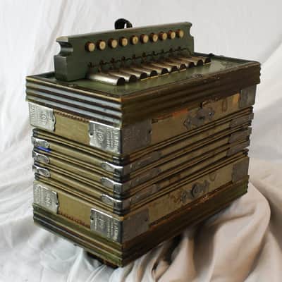 8378 - Wood Clarion "Made in Germany" Cajun Diatonic Button Accordion D MM 10 2 image 2