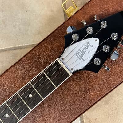 2024 Gibson USA '70s Flying V Electric Guitar Antique Natural image 7