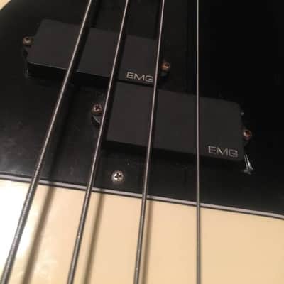 Fender Precision Bass MIM 1993 White image 3