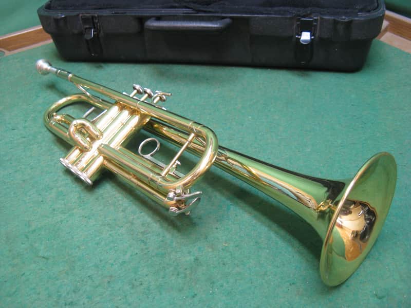 Bach TR300 Student Trumpet | Reverb