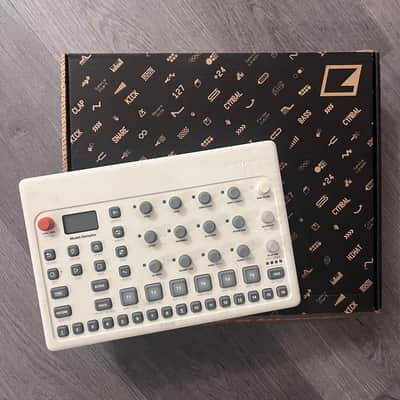 Elektron Model:Samples 2019 - 2020 - White