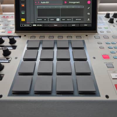 MPC X Special Edition Sampler/Sequencer + Additional 1TB internal SSD + Decksaver Dust Cover image 2