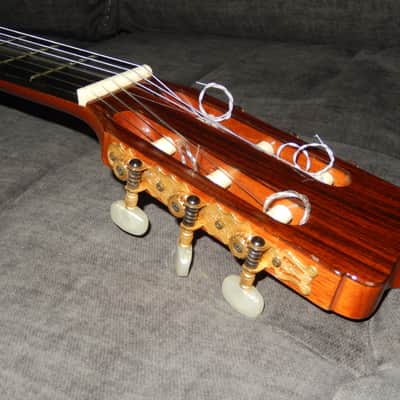MADE IN 2002 - JOSE RAMIREZ R1 - SWEET AND POWERFUL CLASSICAL GUITAR image 5
