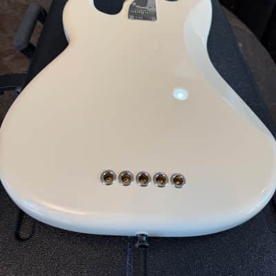 Fender American Professional II Precision Bass V with Rosewood Fretboard 2026 - Olympic White image 8