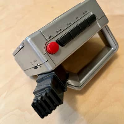 Deluxe Talkboy image 2