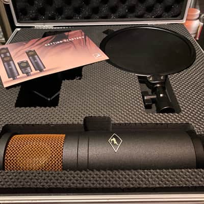 Antelope Audio Edge Duo Large Diaphragm Multipattern Modeling Condenser Microphone 2018 - Present - Black image 1