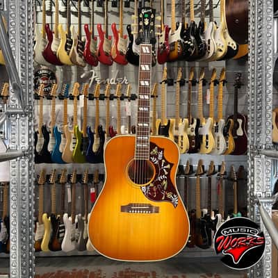Gibson   Hummingbird Original Heritage Cherry Burst image 2