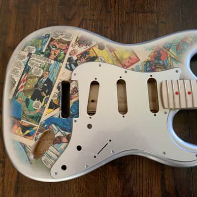 Fender Stratocaster 2020 Comic book silver burst image 3