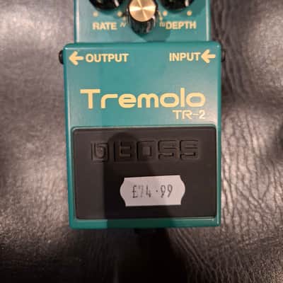 Boss TR-2 Tremolo (Silver Label) 1997 - Present - Green image 1