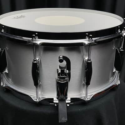 Gretsch Full Range 6.5×14 Grand Prix Aluminum Snare Drum image 2
