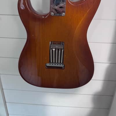 Fender American Performer Stratocaster with Rosewood Fretboard 2018 - Present - Honeyburst image 5